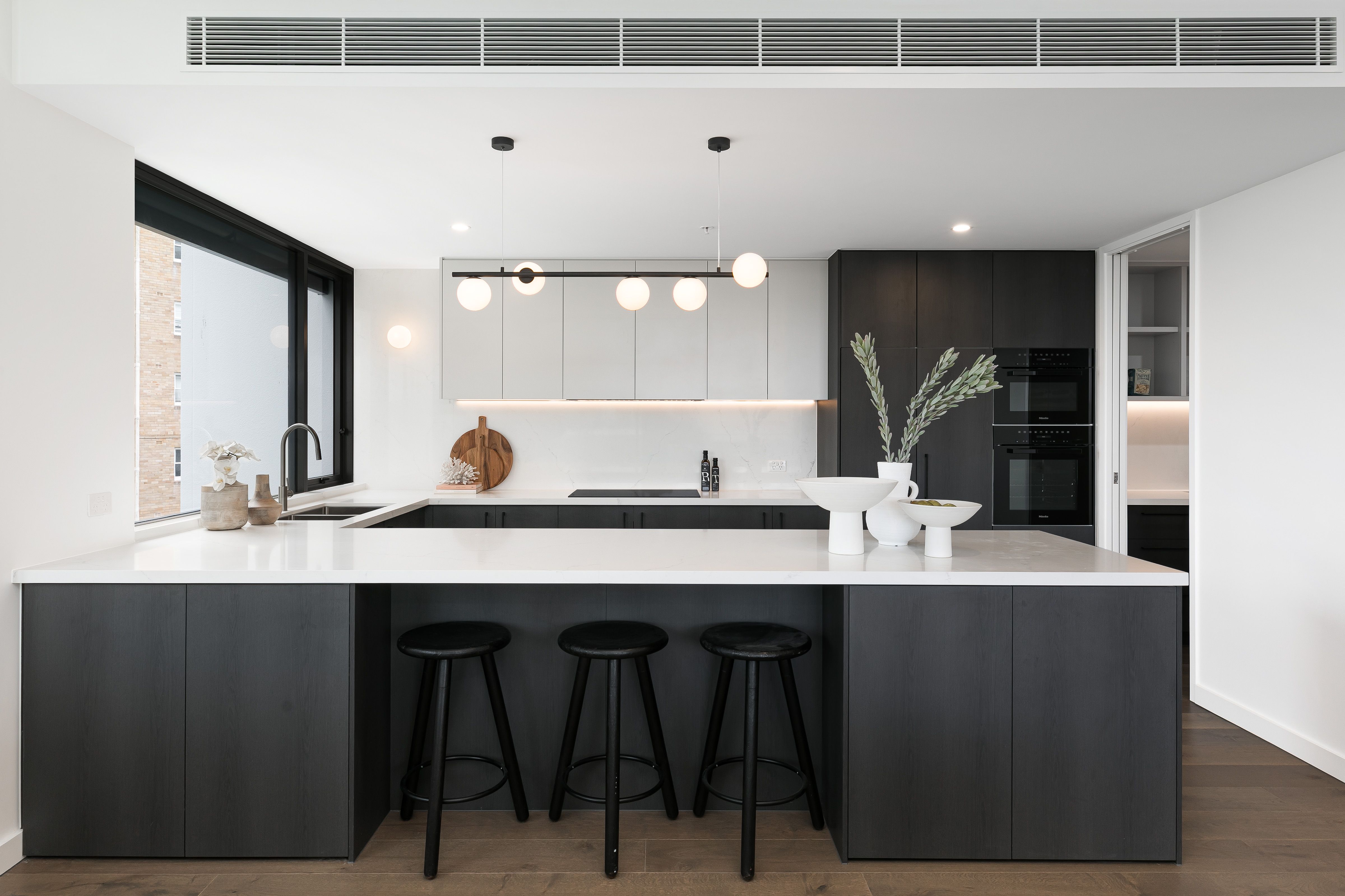 KALM 302/11a Coast Avenue CRONULLA 2230