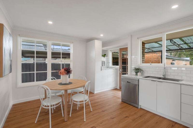 35 Huskisson Avenue, Lalor