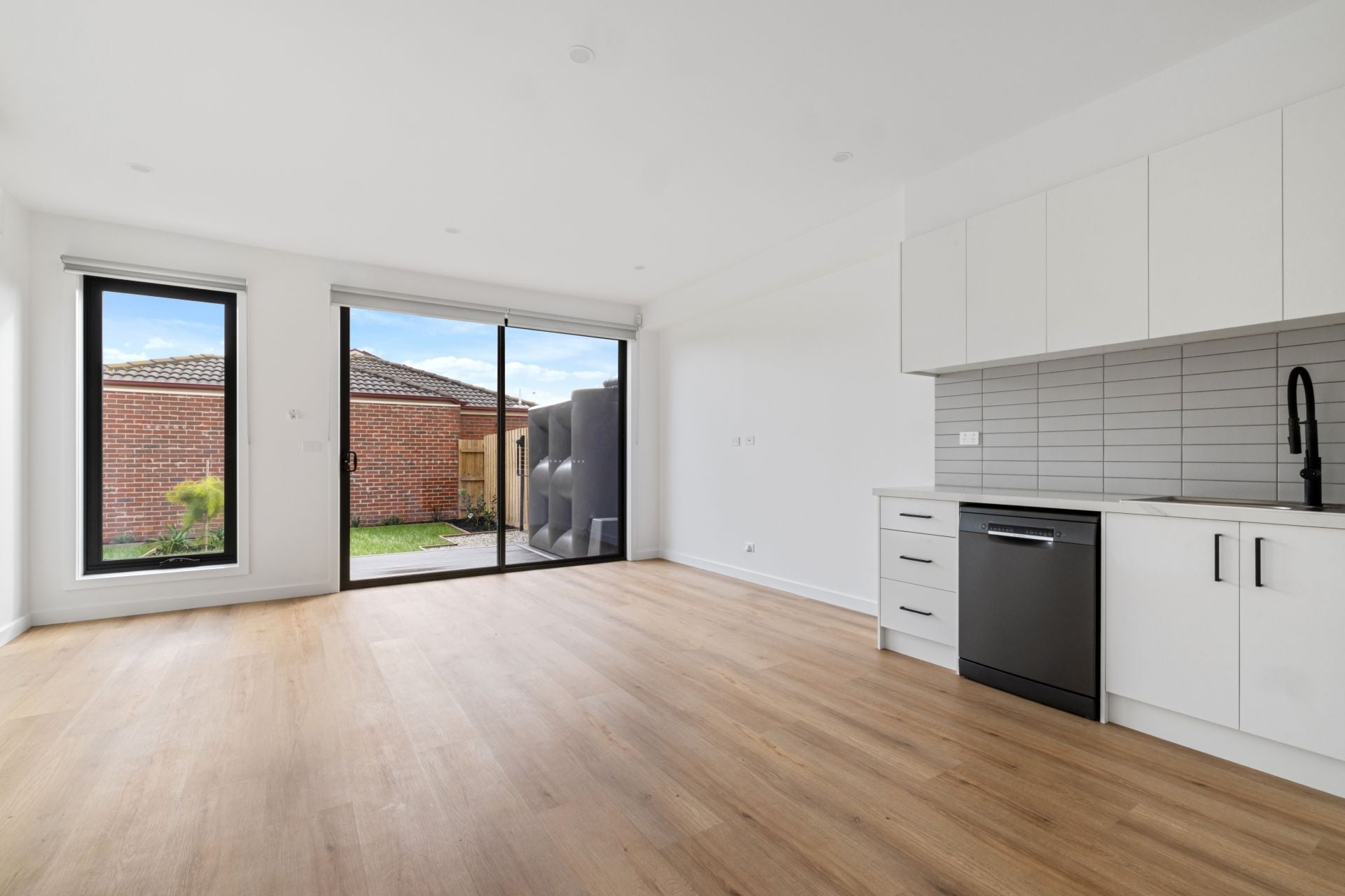 Contemporary Style, Effortless Living & Prime Reservoir Location