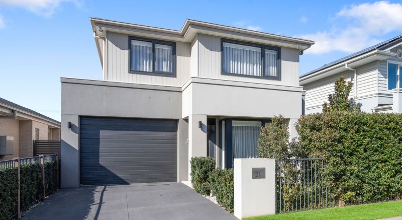 21 Joey Crescent