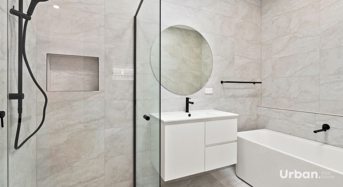 Tullimbar 3a Bowral Crescent