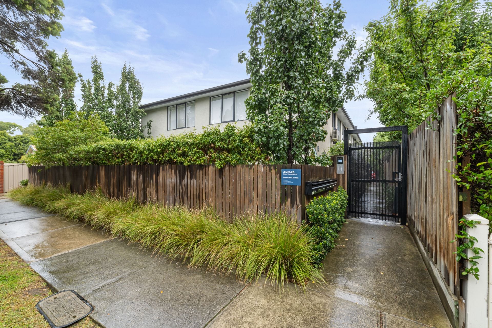 Vogue Style Living In A Well-Connected Location
