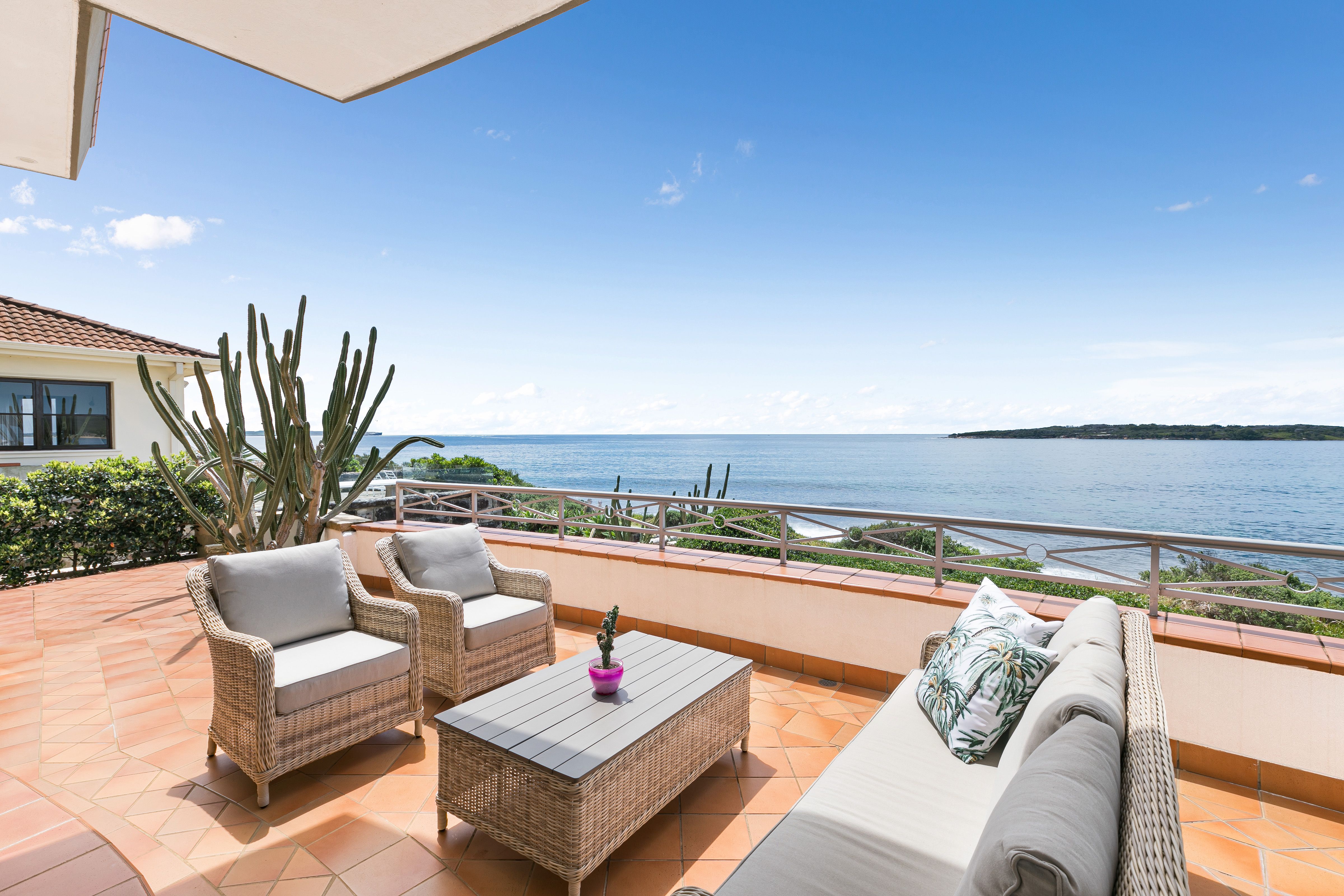 1/8 Glaisher Parade CRONULLA 2230