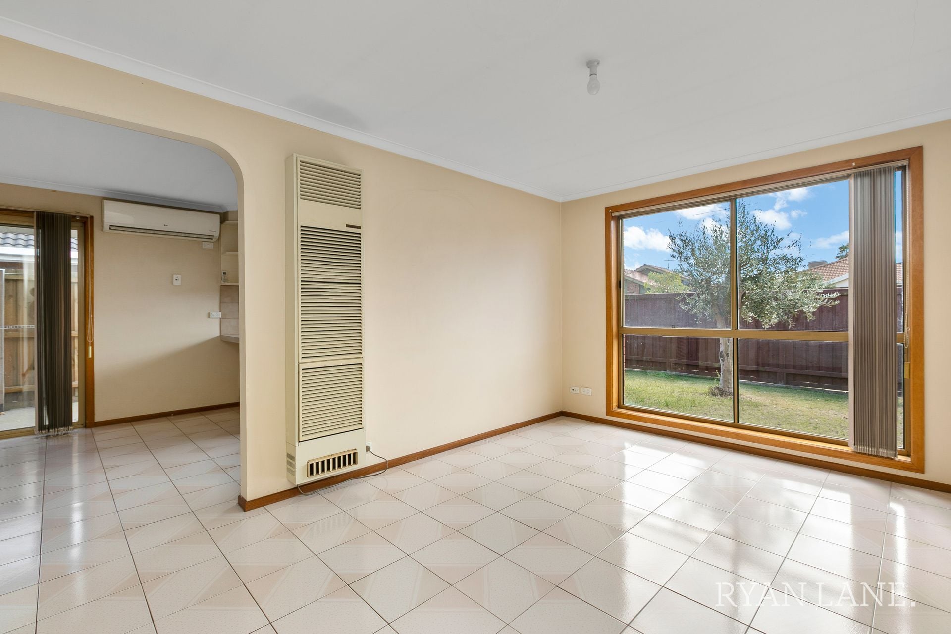 1/7 O'shannessy Court Altona Meadows VIC, Altona Meadows - Thumbnail 2