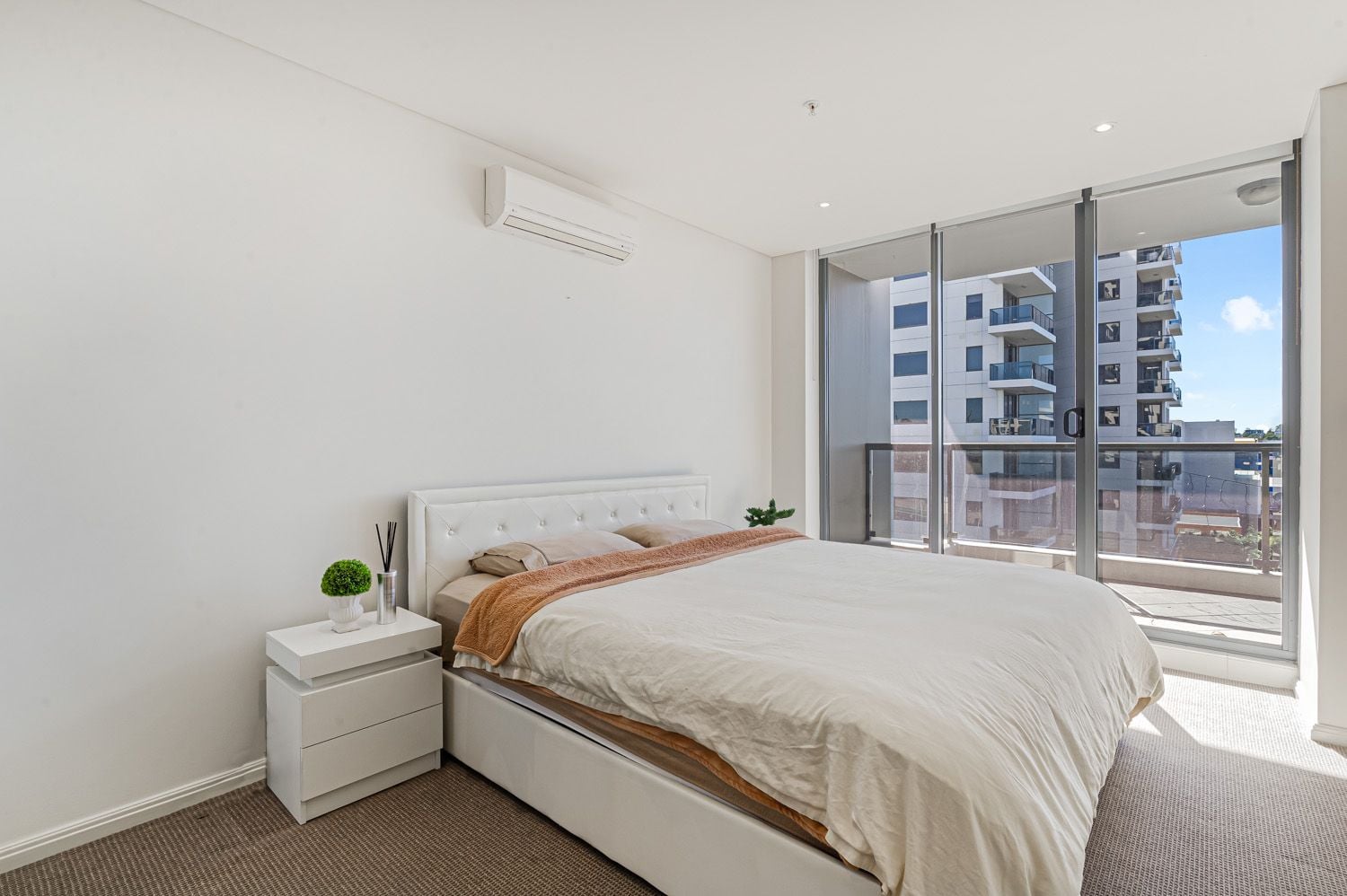 915/1C Burdett Street, Hornsby, Hornsby - Thumbnail 7