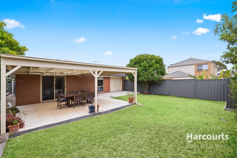 43 Heysen Parkway, Caroline Springs