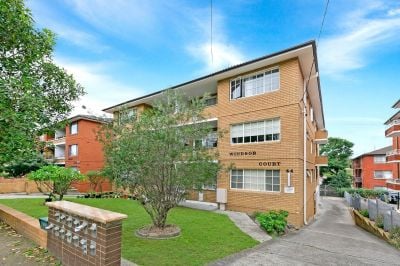 West Ryde 2/44 West Parade