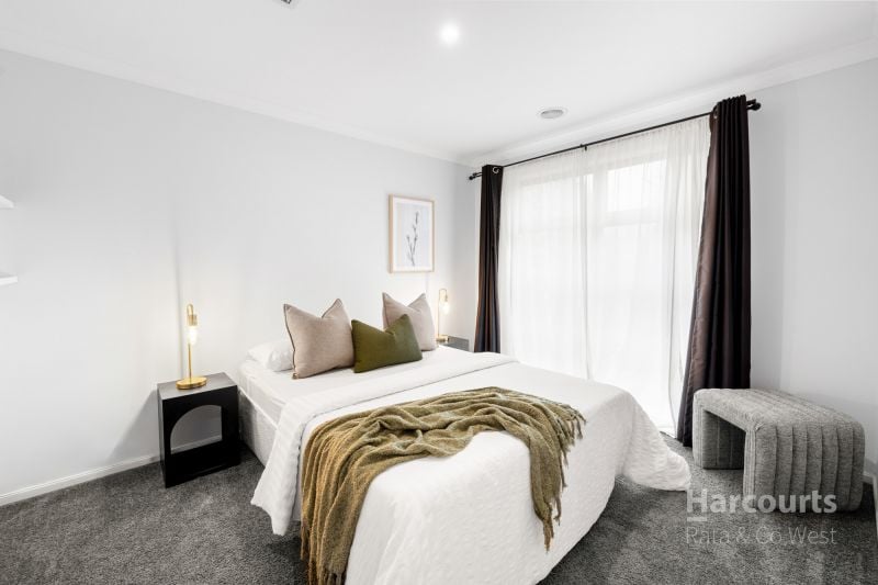 3 Streeton Avenue, Caroline Springs