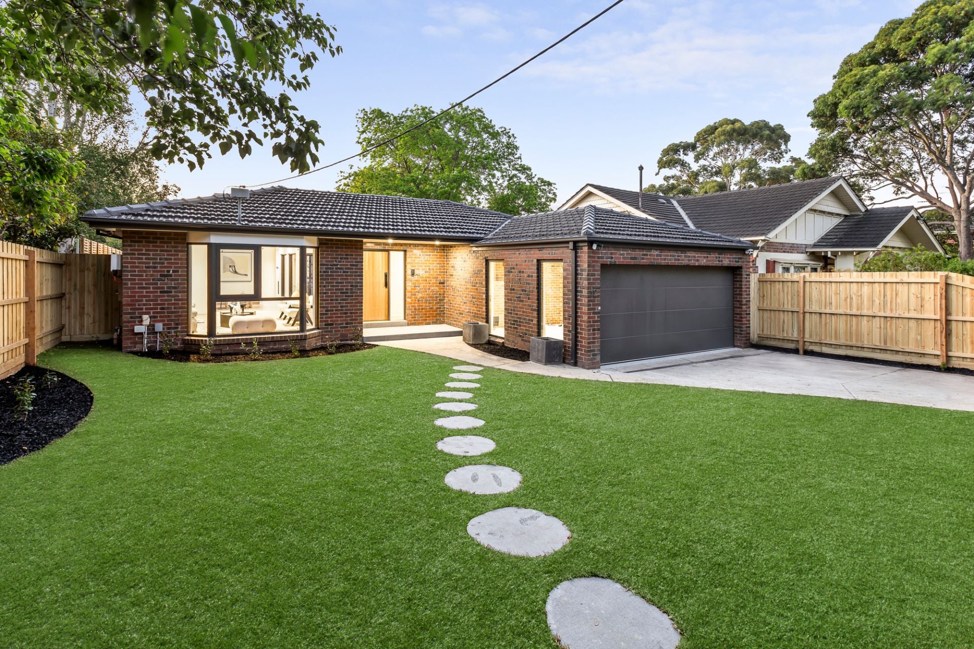 12 Compton Street, Canterbury, Canterbury - Image 1