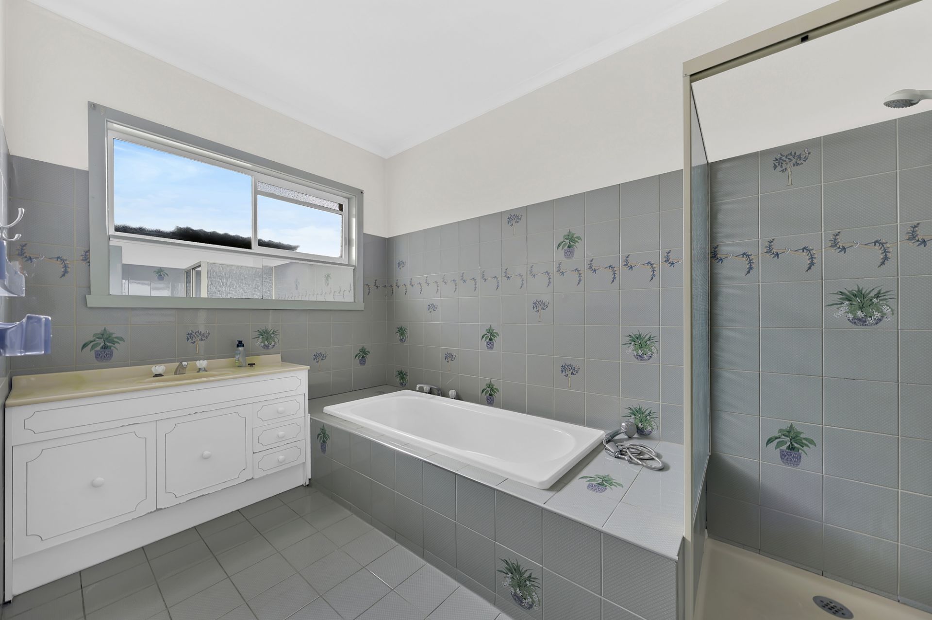 Modern Family Home in Prime Bundoora Location