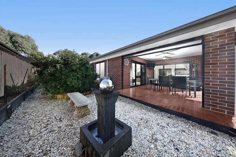 8 Taberer Court, Epping
