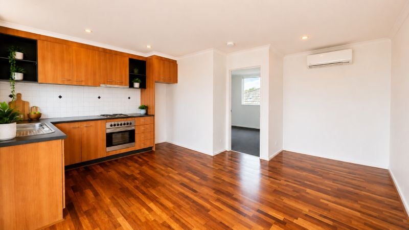 10/100 Collins Street, Thornbury, Thornbury - Thumbnail 3