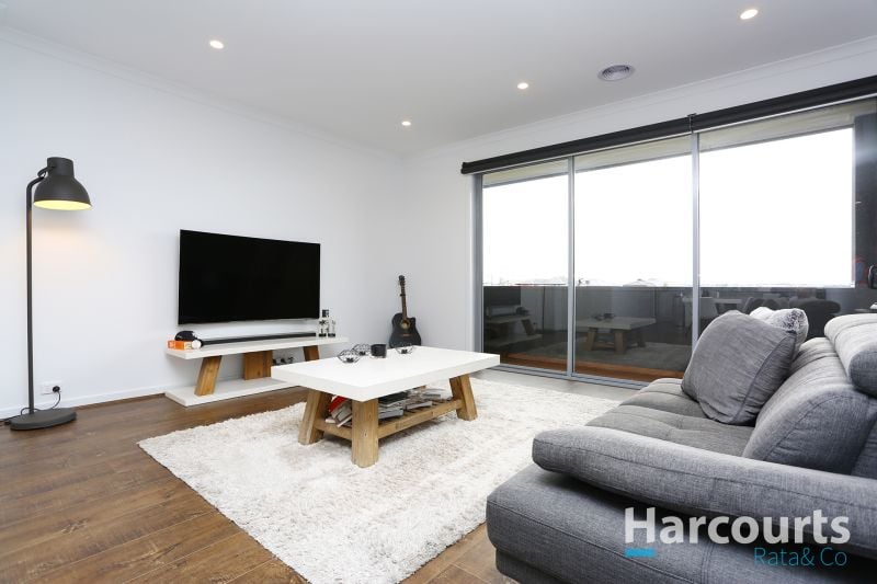 10 Ely Walk, Craigieburn