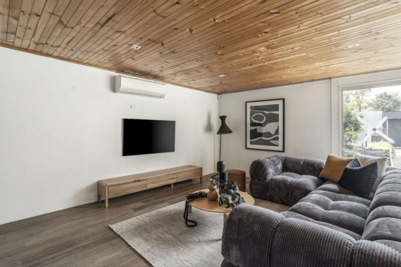 118 Normanby Avenue, Thornbury