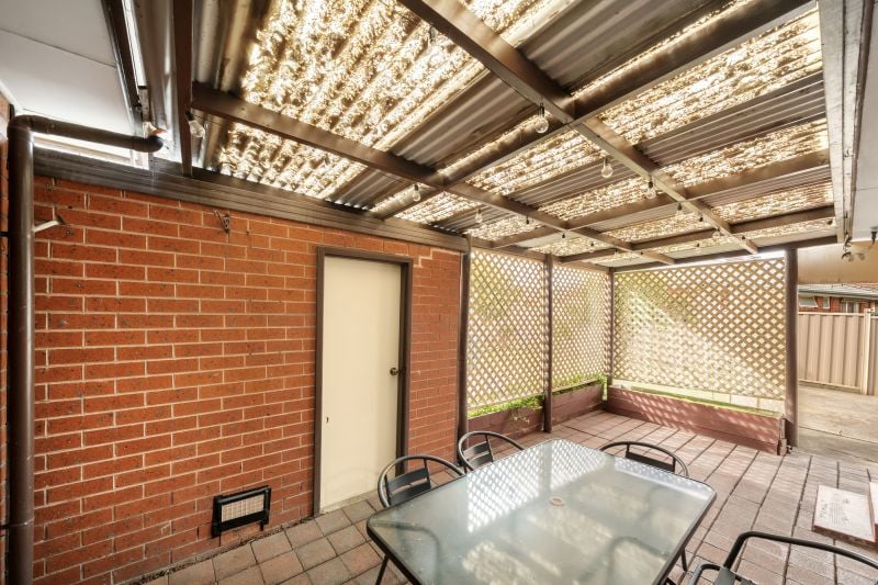 2 Gunbower Close, Thomastown
