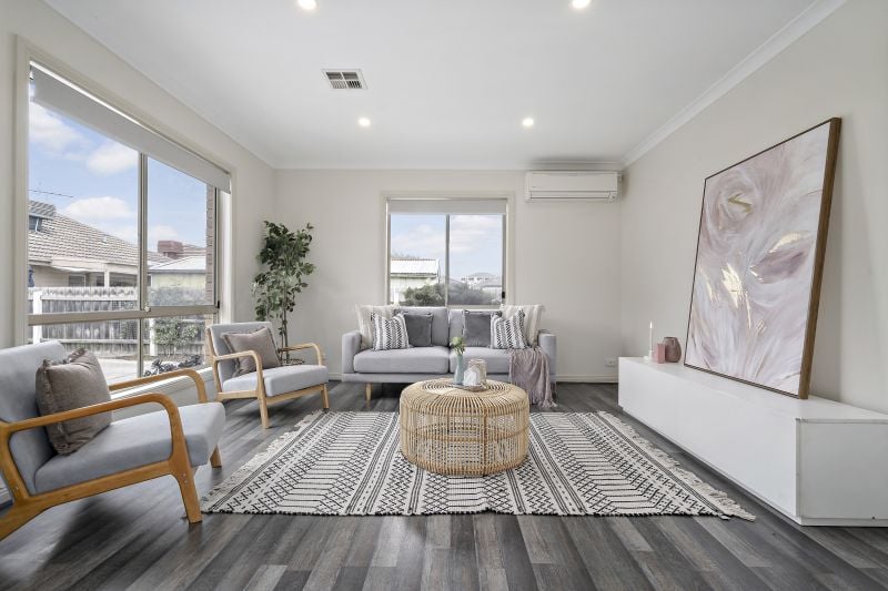 2/74 Miranda Road, Reservoir