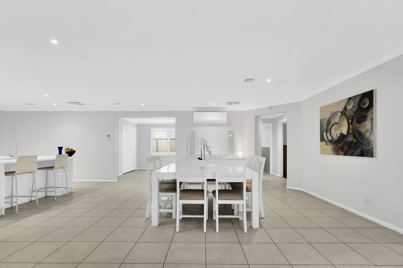 76 Axminster Drive, Craigieburn