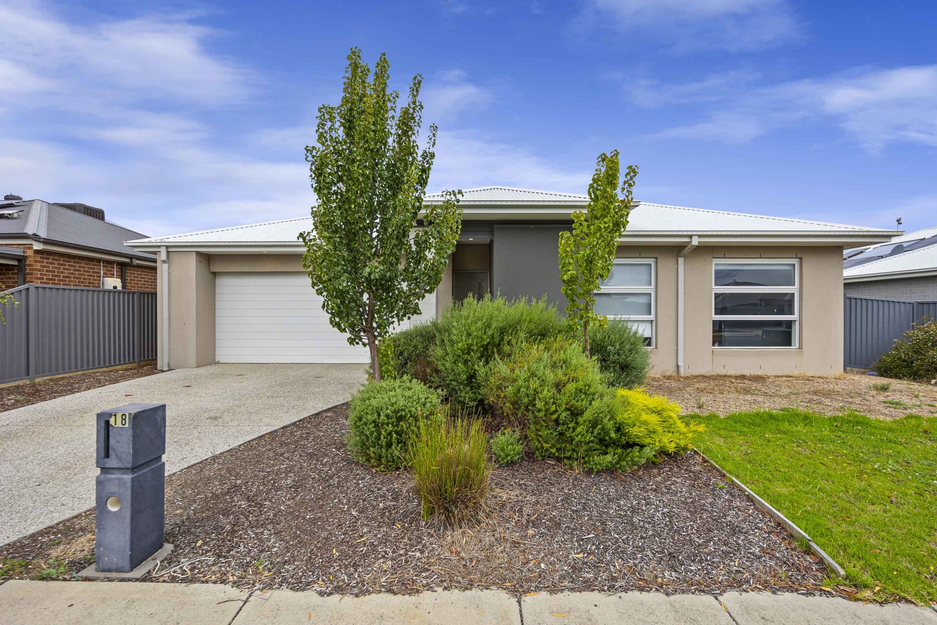 18 Galway Drive, Alfredton, Alfredton - Thumbnail 2