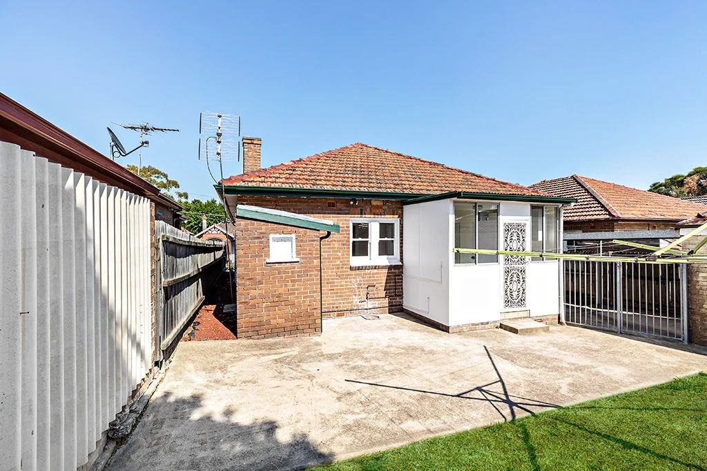 34 Lang Street, Croydon NSW