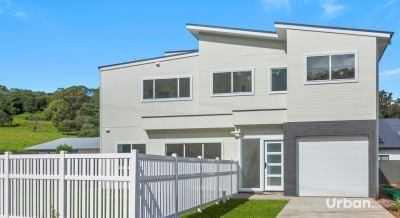 Tullimbar, 48 Cordeaux Parade