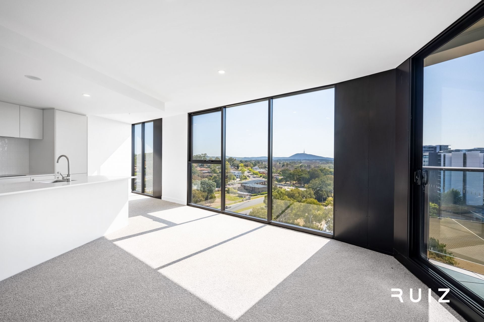 612/220 Melrose Drive, Phillip, Phillip - Thumbnail 3