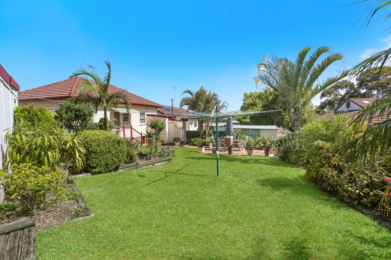 3 Binalong Avenue, CARINGBAH, Caringbah - Thumbnail 3