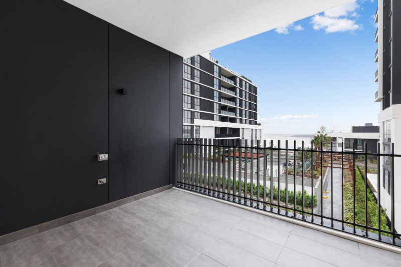 810/455A Captain Cook Drive Woolooware 2230