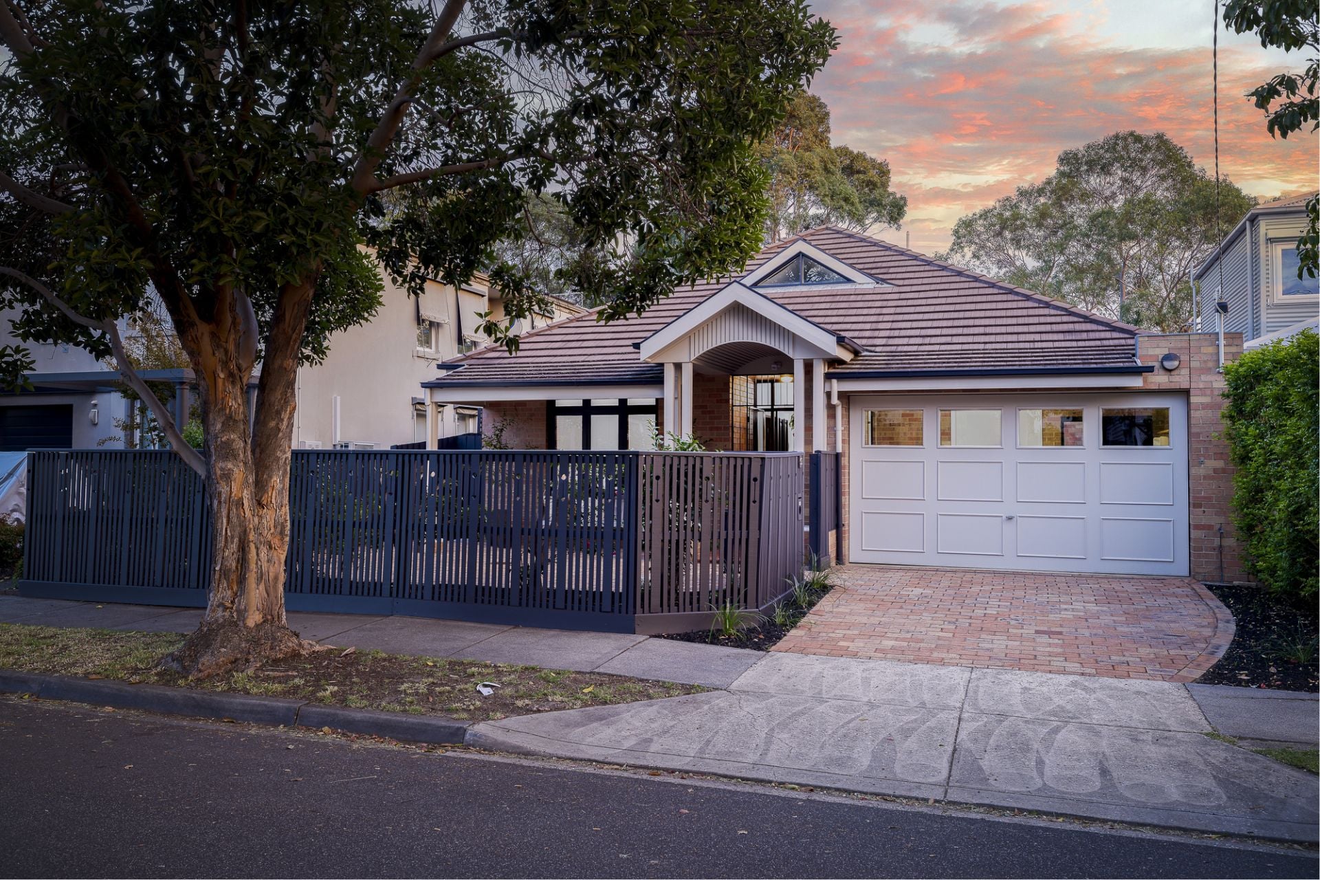 52 Roseberry Street, Hawthorn East, Hawthorn East - Thumbnail 2