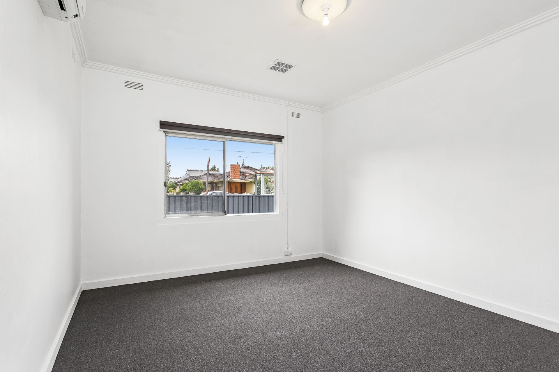 114 Devonshire Road, Sunshine, Sunshine - Thumbnail 3