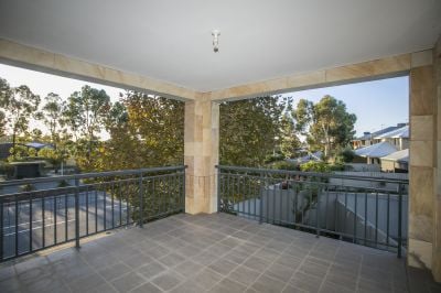 9/35 Brushfoot Boulevard, Success
