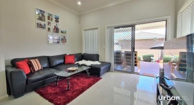Quakers Hill 2/54 Camilleri Avenue