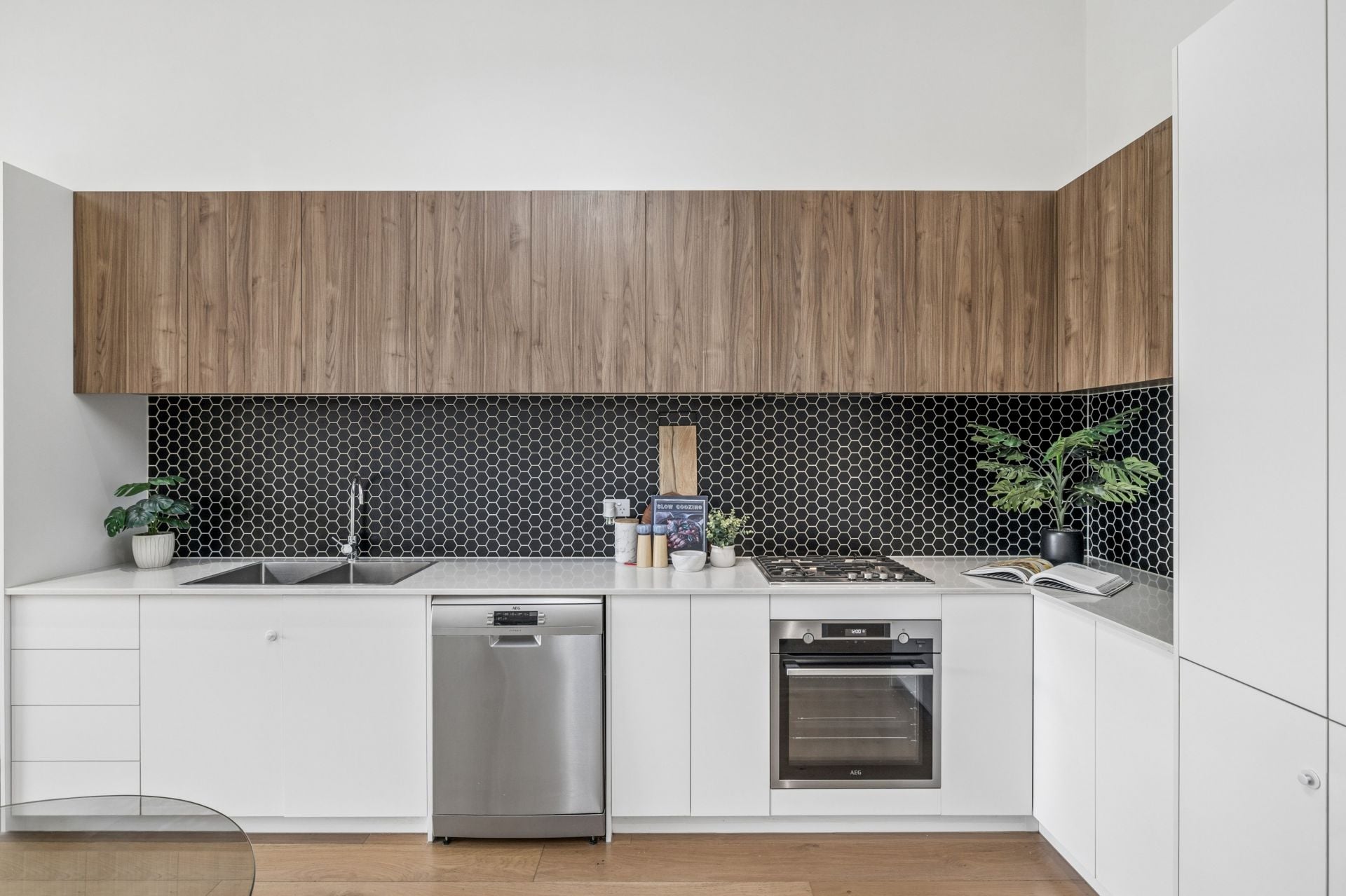Low-Maintenance Luxury In A Prized Reservoir Location