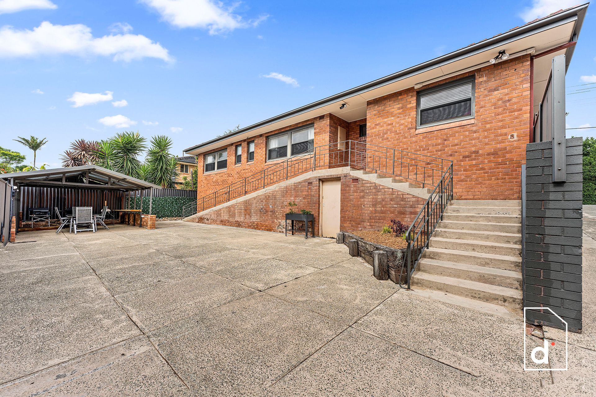 523 Princes Highway, Woonona NSW