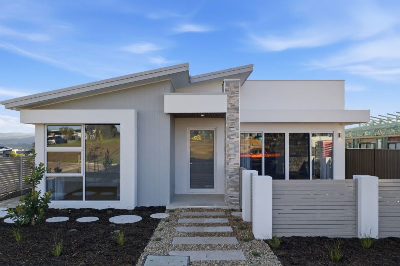 11 Max Day Lane Macnamara ACT, Macnamara - Image 1