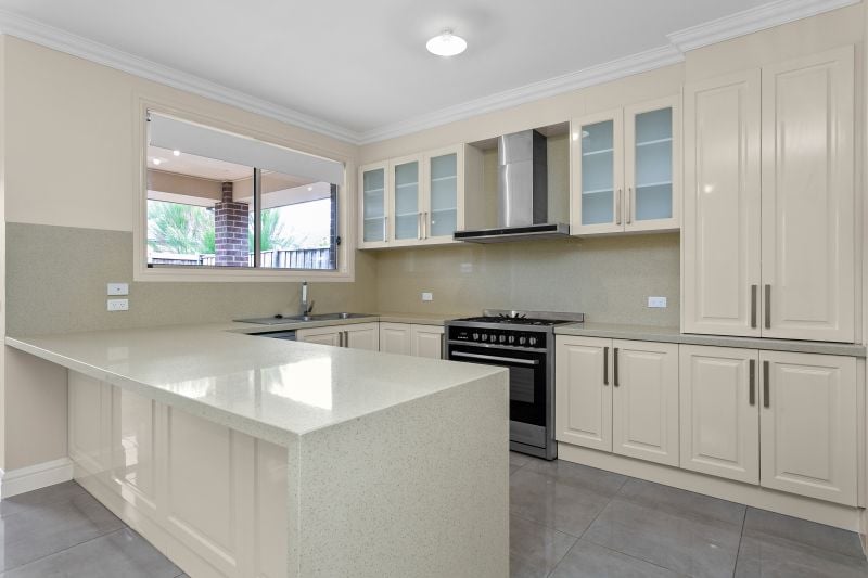 24 Samson Brook Drive, Wallan