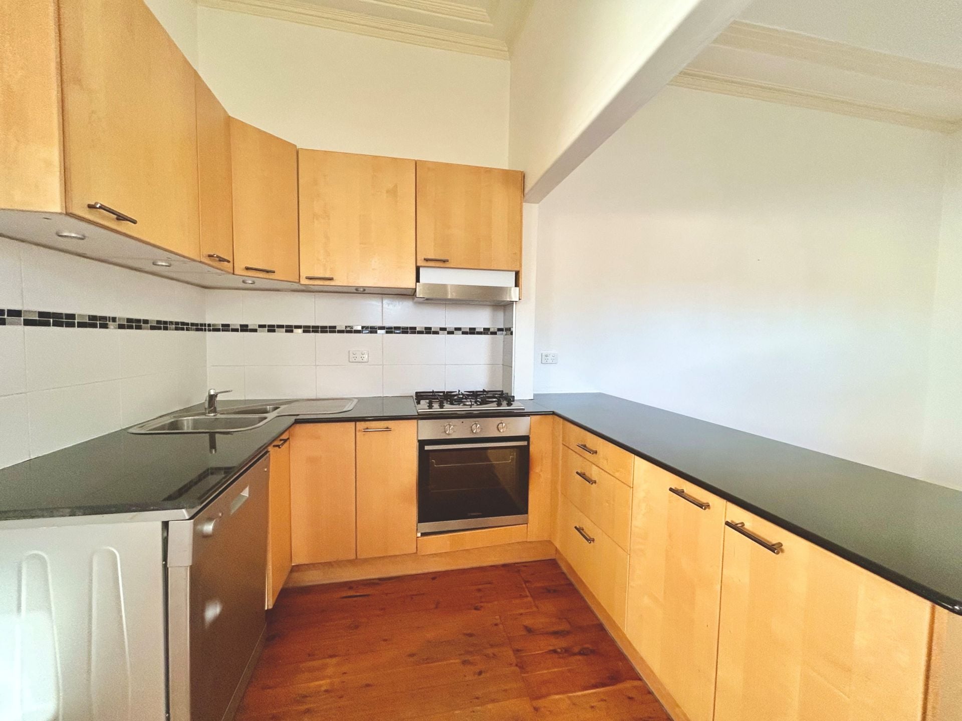 310 Lords Place Orange NSW, Orange - Thumbnail 3