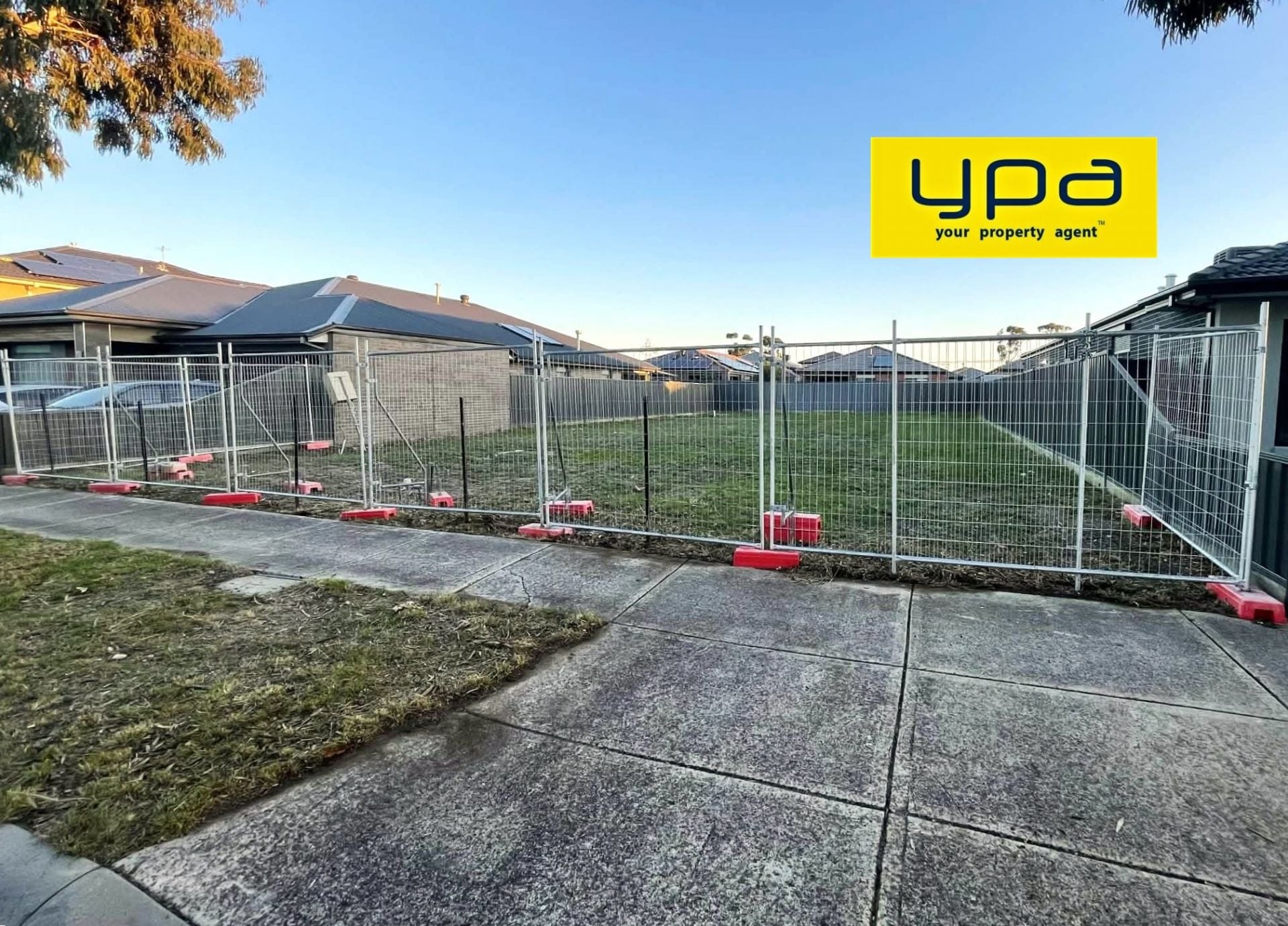 47 Mackellar Drive Roxburgh Park VIC, Roxburgh Park - Thumbnail 2