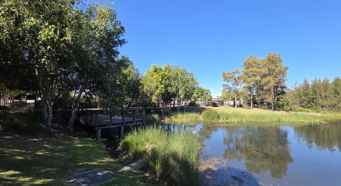 Bardia 65 Ingleburn Gardens Drive