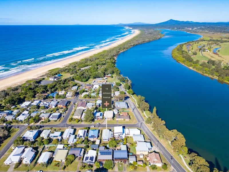 14 Johnson Ave MYLESTOM NSW