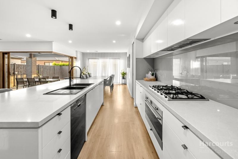 13 Anghor Drive, Fraser Rise