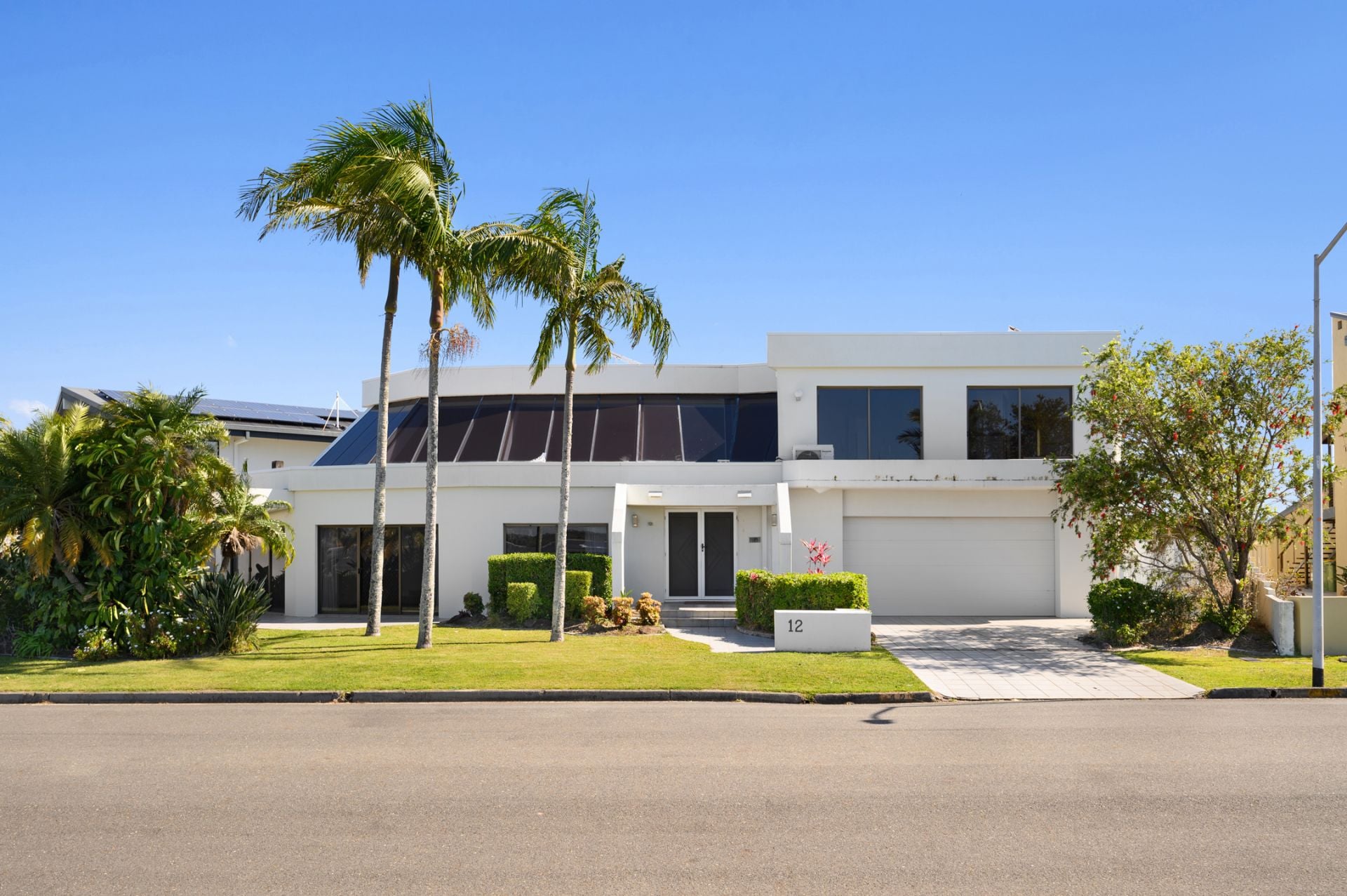 12 James Cook Esplanade, Hollywell QLD 4216, Hollywell - Thumbnail 2