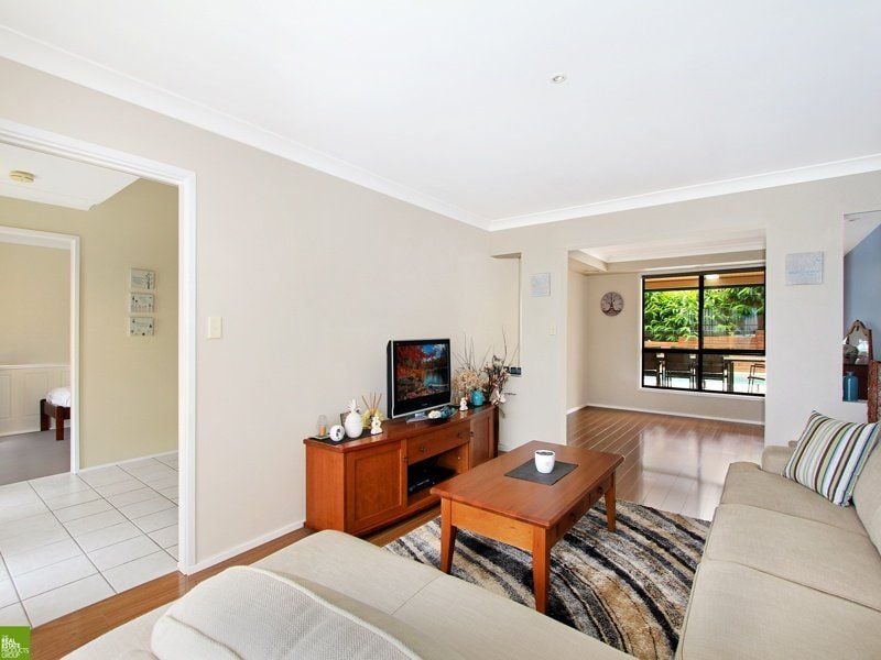 8 Glengarry Way, Horsley - Thumbnail 4