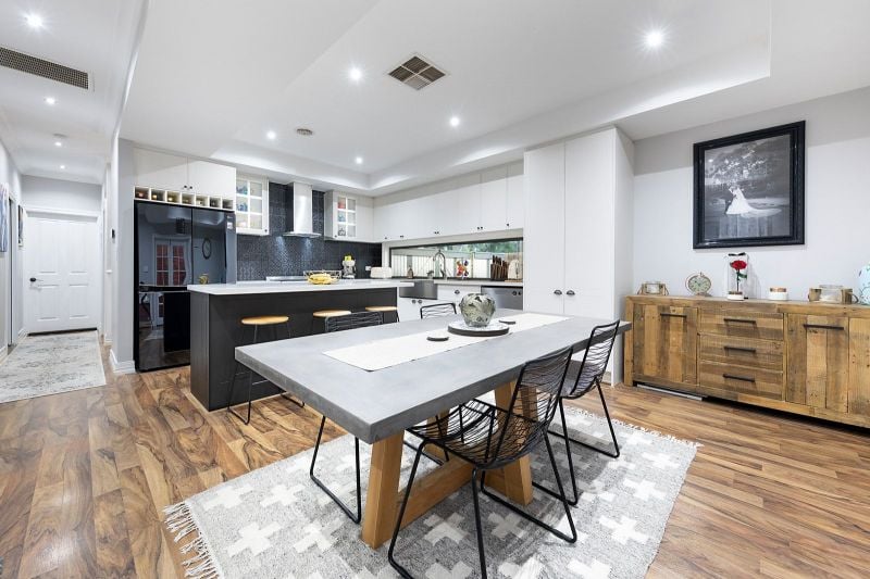 76 Lloyd Avenue, Reservoir