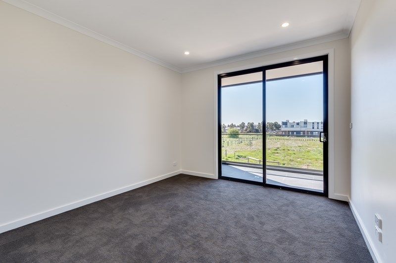 4/90 Saltlake Boulevard, Wollert