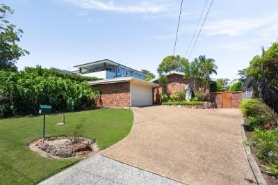 Elanora Heights - 24 Coolangatta Avenue