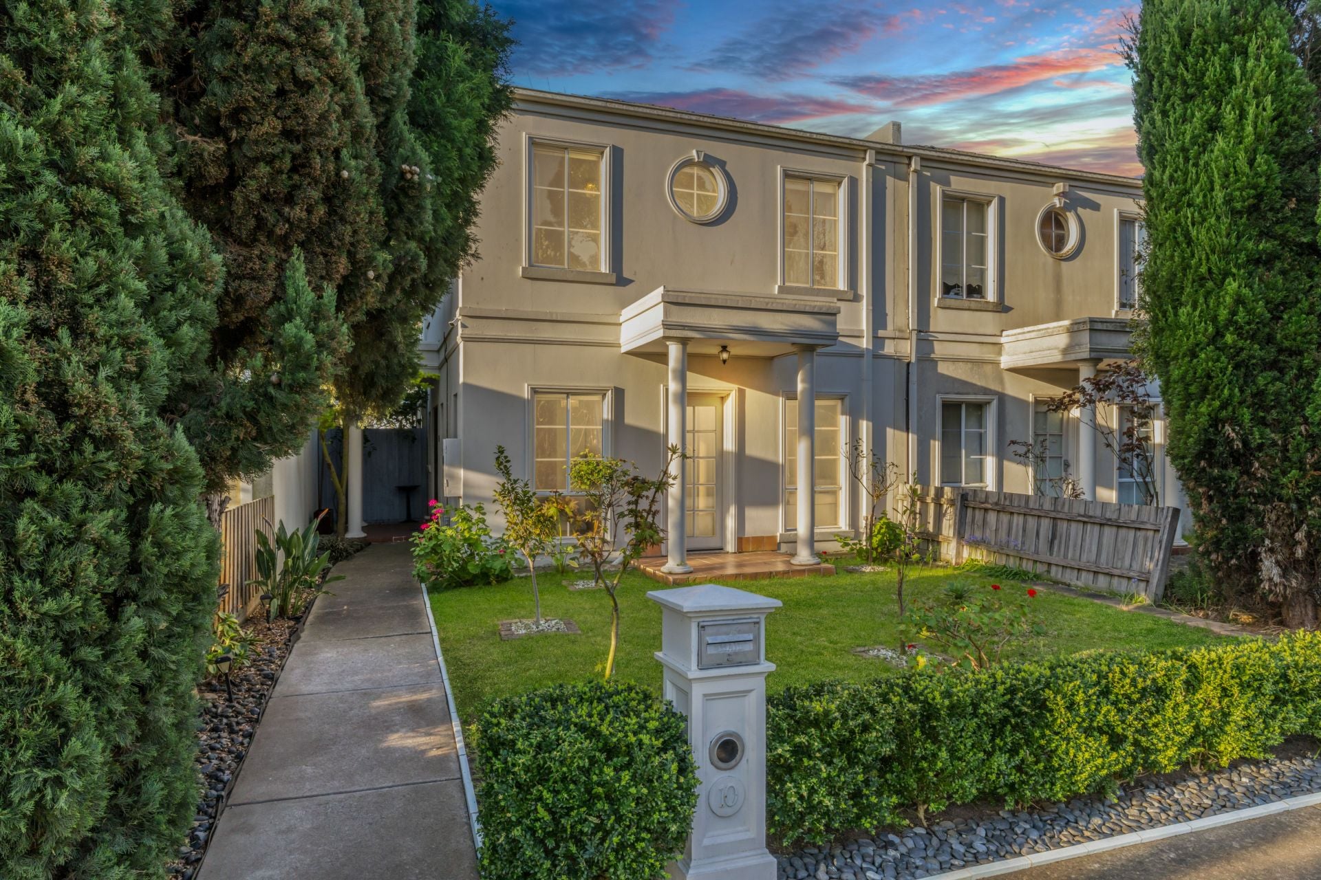 Effortless Living In A Beautiful Setting