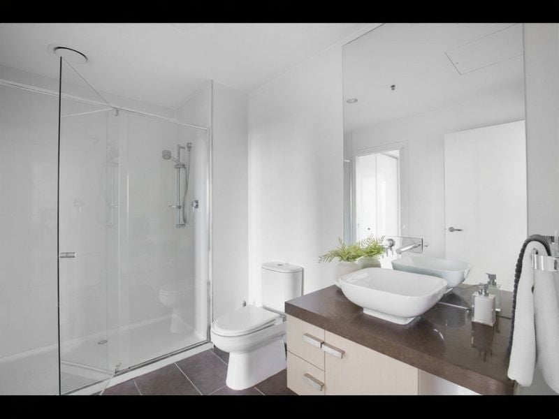 505/8 Breavington Way, Northcote - Thumbnail 4