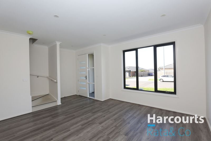 102 Tesselaar Road, Wollert