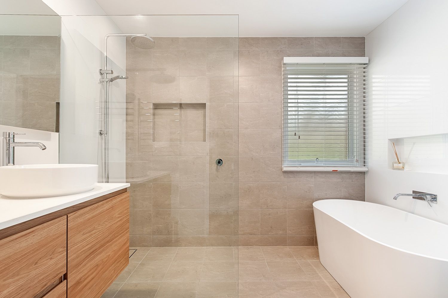 23 Gleneagles Crescent, Hornsby, Hornsby - Thumbnail 8