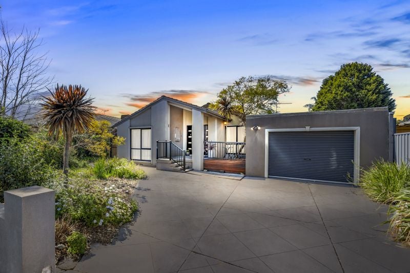 14 Cabot Drive, Epping